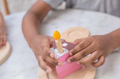 Gâteau d’anniversaire en bois PlanToys