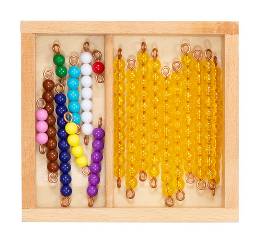 Boite de perles colorées et dorées Montessori